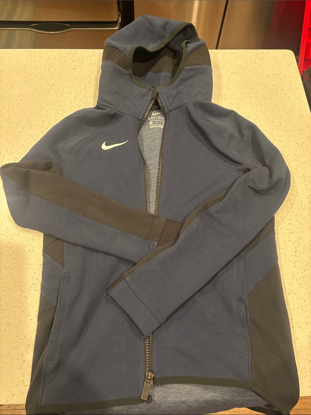 Nike boys zip up